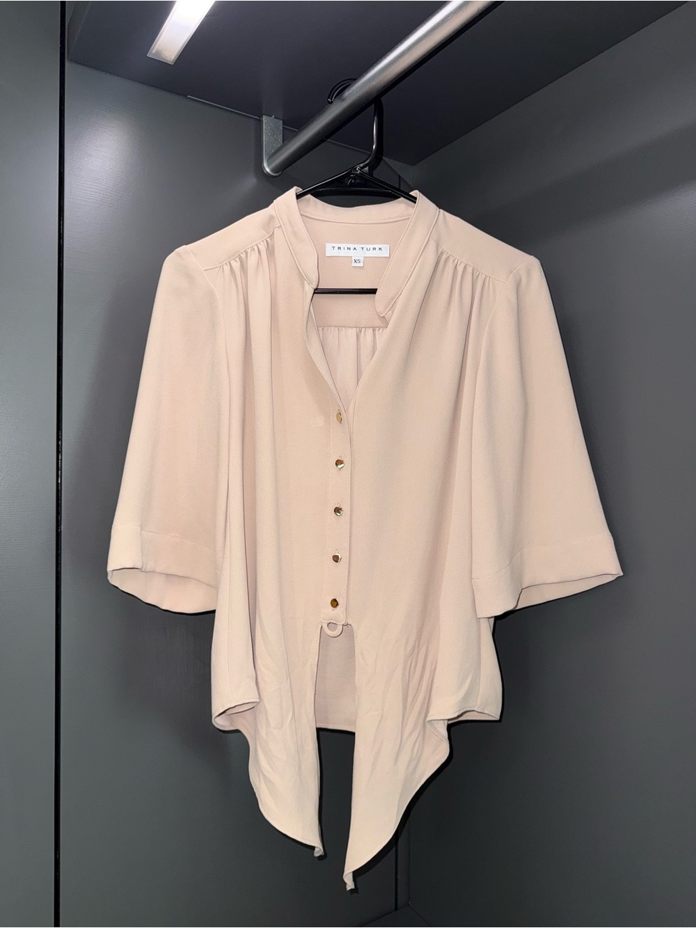 Trina Turk Blush Cream Tie-Front Blouse | Short Sleeve | Size XS